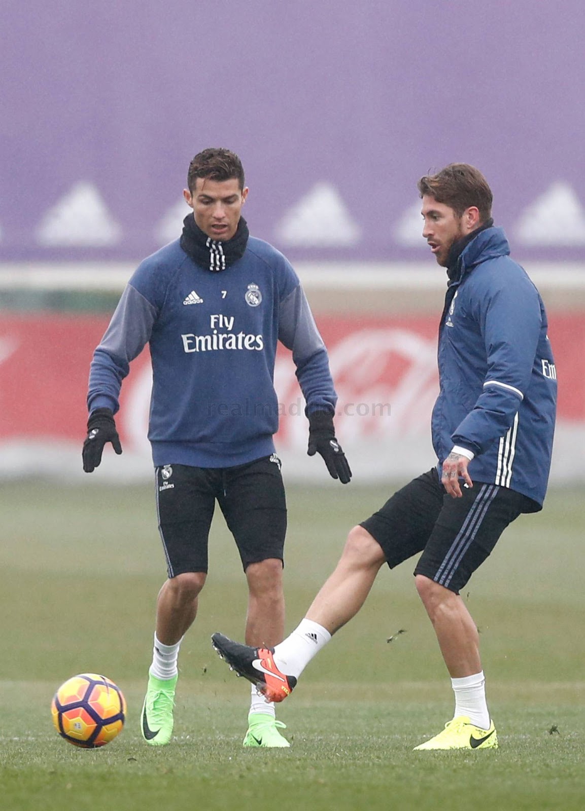 Sergio Ramos Shows Off Odd Nike Tiempo Legend VI Boot Combo